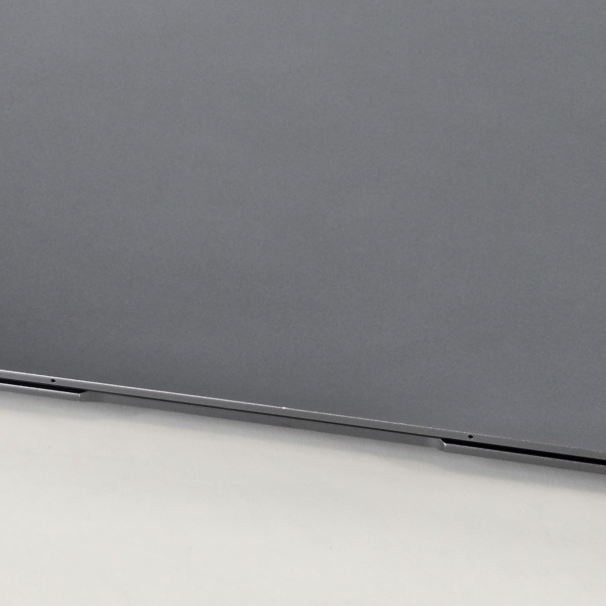 Galaxy Book5 Pro 16 Gray 2.2 GHz Intel Core Ultra 7 Series 2 16GB RAM 1TB Solid State Drive