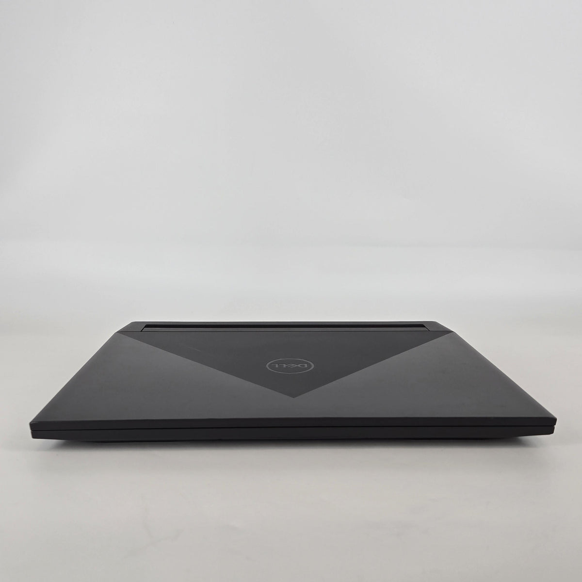 Dell G15 5520 15.6 Gray 2.3 GHz Intel Core i7 12th Gen. 16GB RAM 1TB Solid State Drive NVIDIA GeForce RTX 3060 6 GB