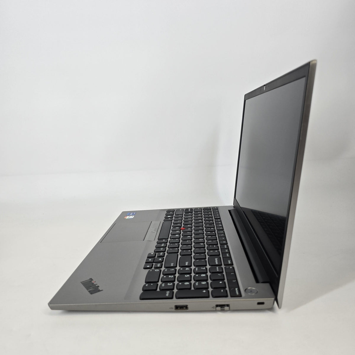 Lenovo ThinkPad E15 Gen 4 Silver 1.7 GHz Intel Core i7 12th Gen. 16GB RAM 512GB Solid State Drive