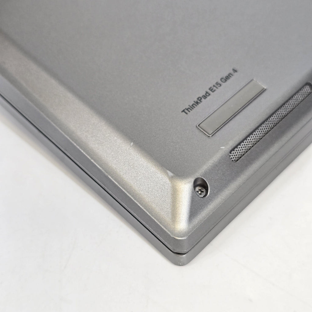 Lenovo ThinkPad E15 Gen 4 Silver 1.7 GHz Intel Core i7 12th Gen. 16GB RAM 512GB Solid State Drive
