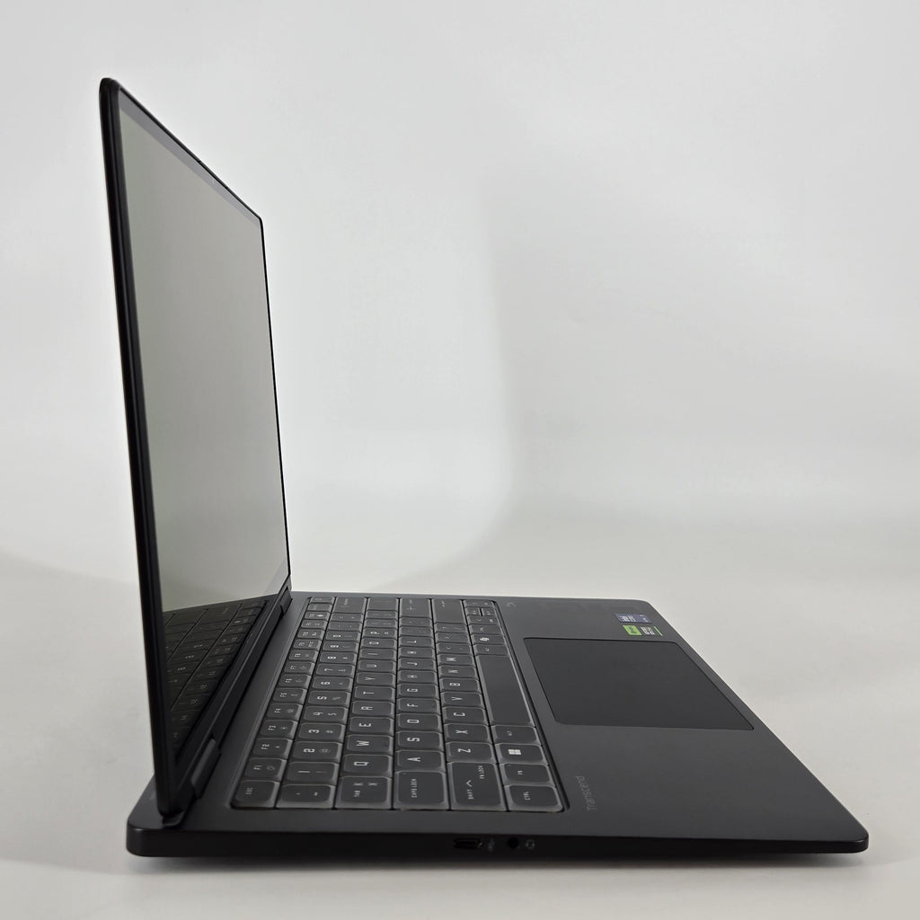 HP Omen Transcend 14 Black 2.9 GHz Intel Core Ultra 9 Series 2 32GB RAM 1TB Solid State Drive NVIDIA GeForce RTX 5070 8 GB