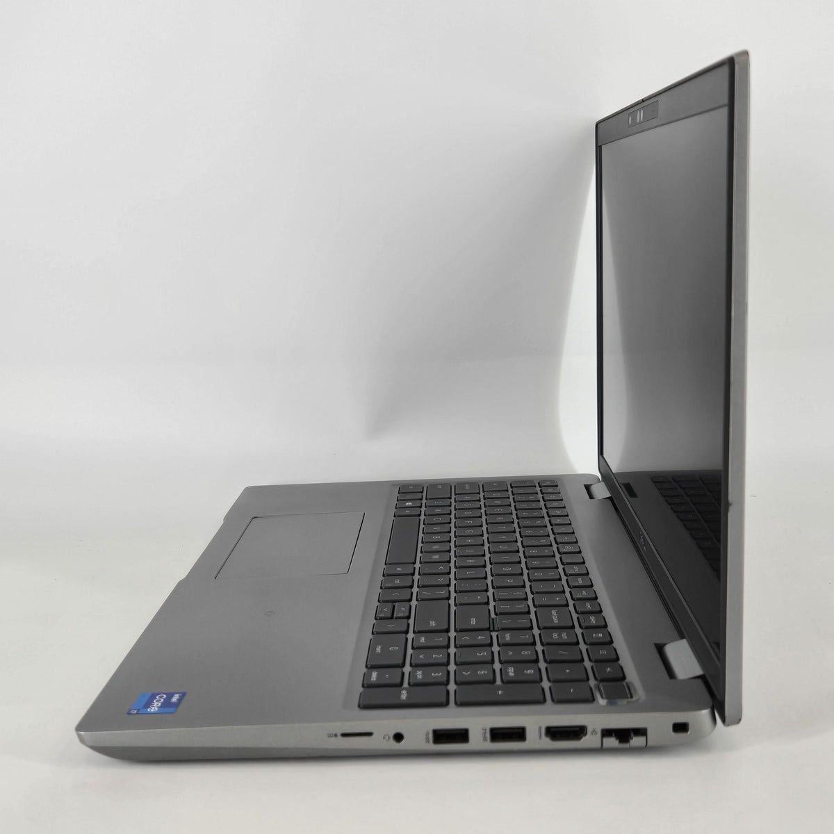 Dell Latitude 5521 15.6 Gray 2.5 GHz Intel Core i7 11th Gen. 32GB RAM 1TB Solid State Drive