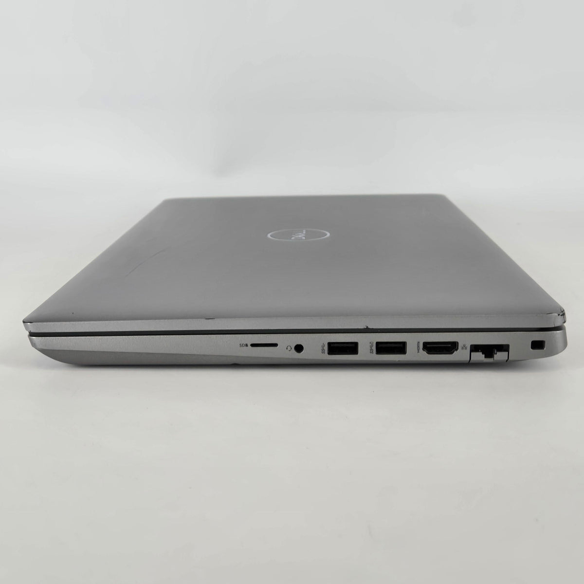 Dell Latitude 5521 15.6 Gray 2.5 GHz Intel Core i7 11th Gen. 32GB RAM 1TB Solid State Drive