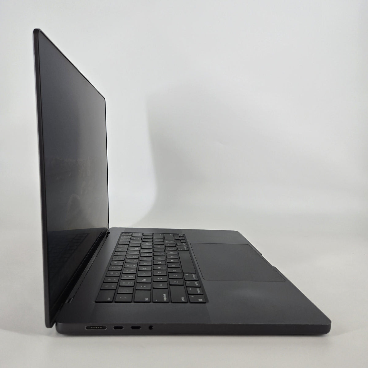 Apple MacBook Pro 16 2024 Space Black M4 Max 16-Core CPU 64GB Unified Memory 2TB Solid State Drive 40-Core GPU