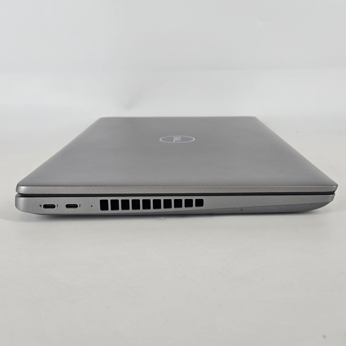 Dell Precision 3581 15.6 Gray 2.5 GHz Intel Core i7 13th Gen. 32GB RAM 512GB Solid State Drive NVIDIA RTX A1000 6 GB