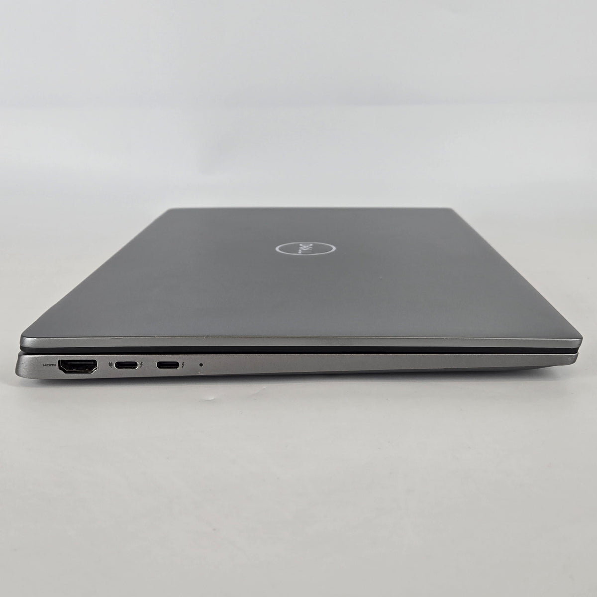Dell Latitude 7440 14 Gray 1.9 GHz Intel Core i7 13th Gen. 32GB RAM 256GB Solid State Drive