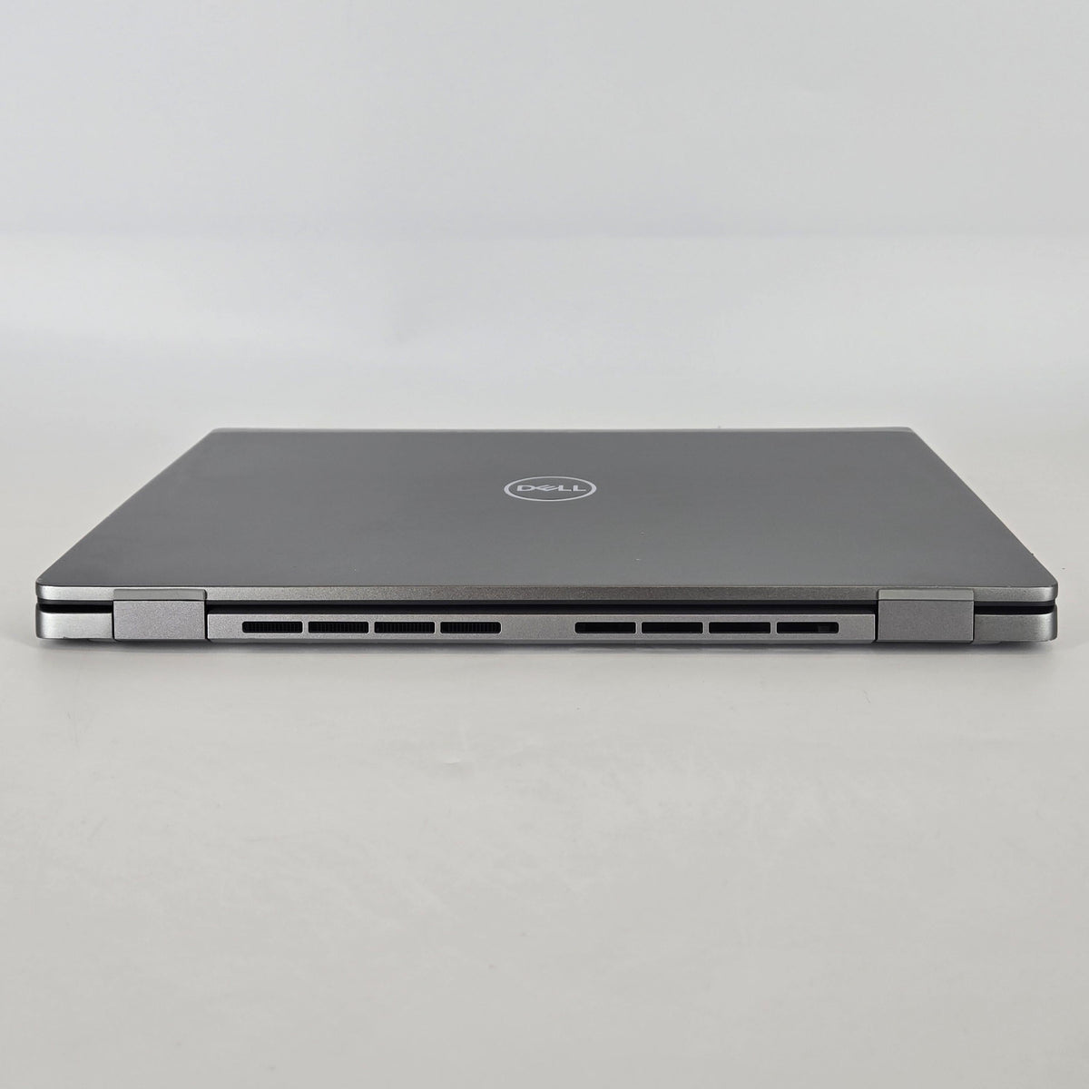 Latitude 7450 14 Gray 3.8 GHz Intel Core Ultra 7 32GB RAM 512GB Solid State Drive