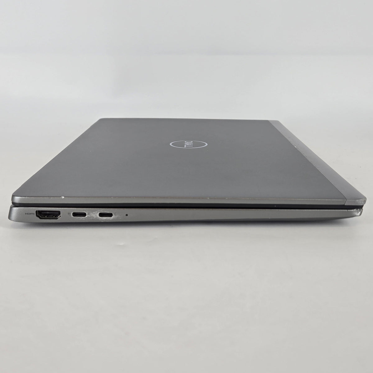 Latitude 7450 14 Gray 3.8 GHz Intel Core Ultra 7 32GB RAM 512GB Solid State Drive