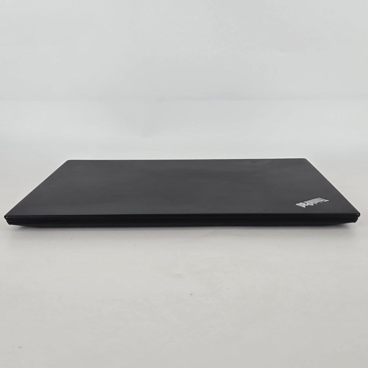 Lenovo ThinkPad T480s 14 Black 1.9 GHz Intel Core i7 8th Gen. 8GB RAM 256GB Solid State Drive