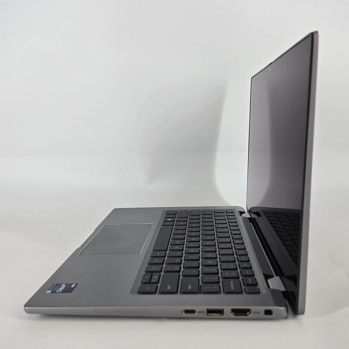 Dell Latitude 7430 14 Gray 1.8 GHz Intel Core i7 12th Gen. 32GB RAM 1TB Solid State Drive