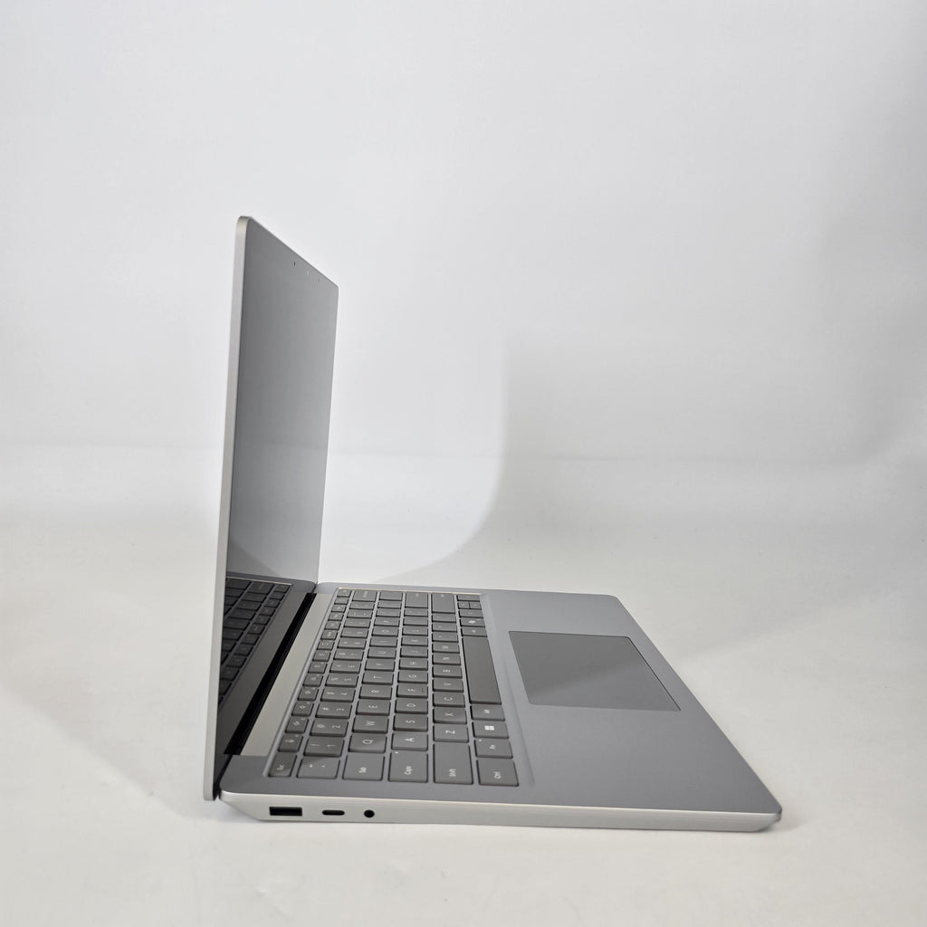 Microsoft Surface Laptop 6 13.5 Platinum 3.6 GHz Intel Core Ultra 5 16GB RAM 512GB Solid State Drive
