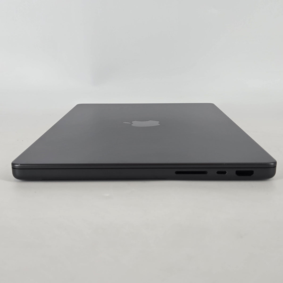 MacBook Pro 14 2024 Space Black M4 10-Core CPU 32GB Unified Memory 1TB Solid State Drive 10-Core GPU
