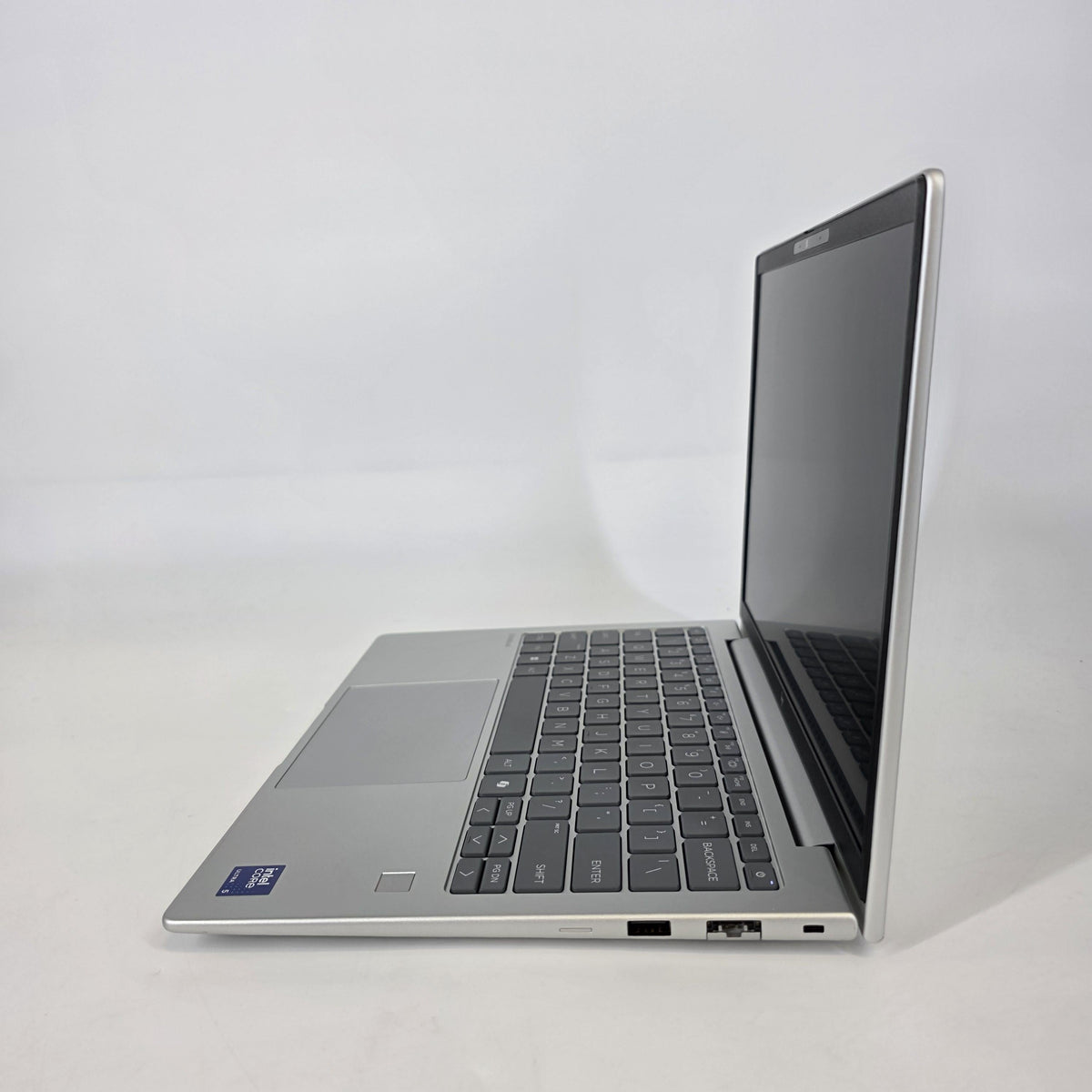 HP EliteBook 6 G1i 13.6 Silver 1.5 GHz Intel Core Ultra 5 Series 2 40GB RAM 256GB Solid State Drive