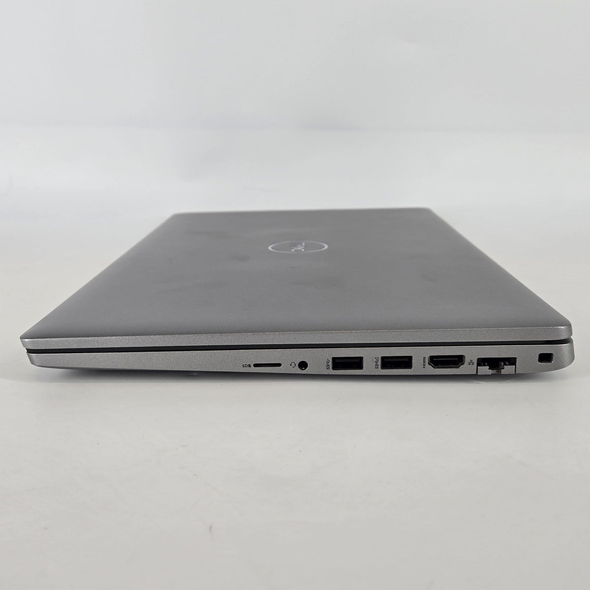 Dell Latitude 5520 15.6 Gray 3.0 GHz Intel Core i7 11th Gen. 16GB RAM 256GB Solid State Drive