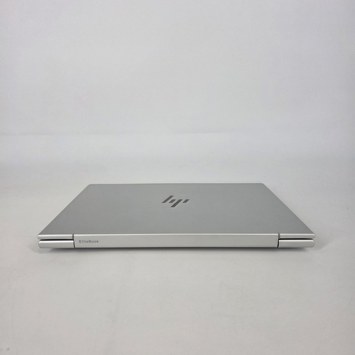 HP EliteBook 6 G1i 13.6 Silver 1.5 GHz Intel Core Ultra 5 Series 2 40GB RAM 256GB Solid State Drive