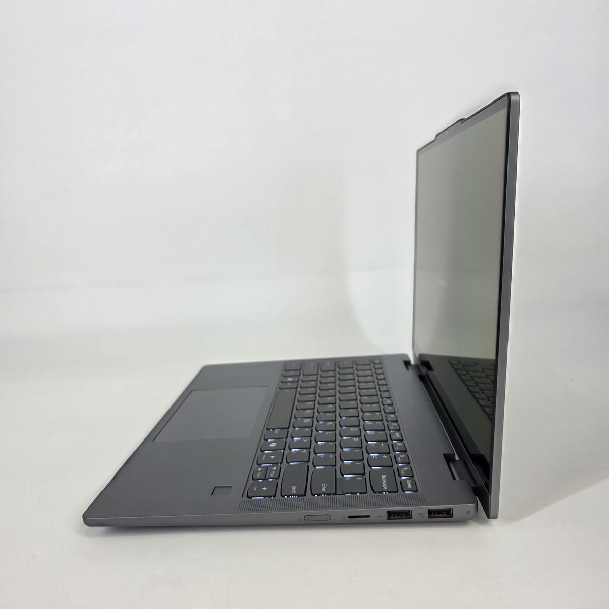 Lenovo IdeaPad Slim 5x 14 Cloud Grey 3.2 GHz Qualcomm Snapdragon X Plus 16GB RAM 1TB Solid State Drive