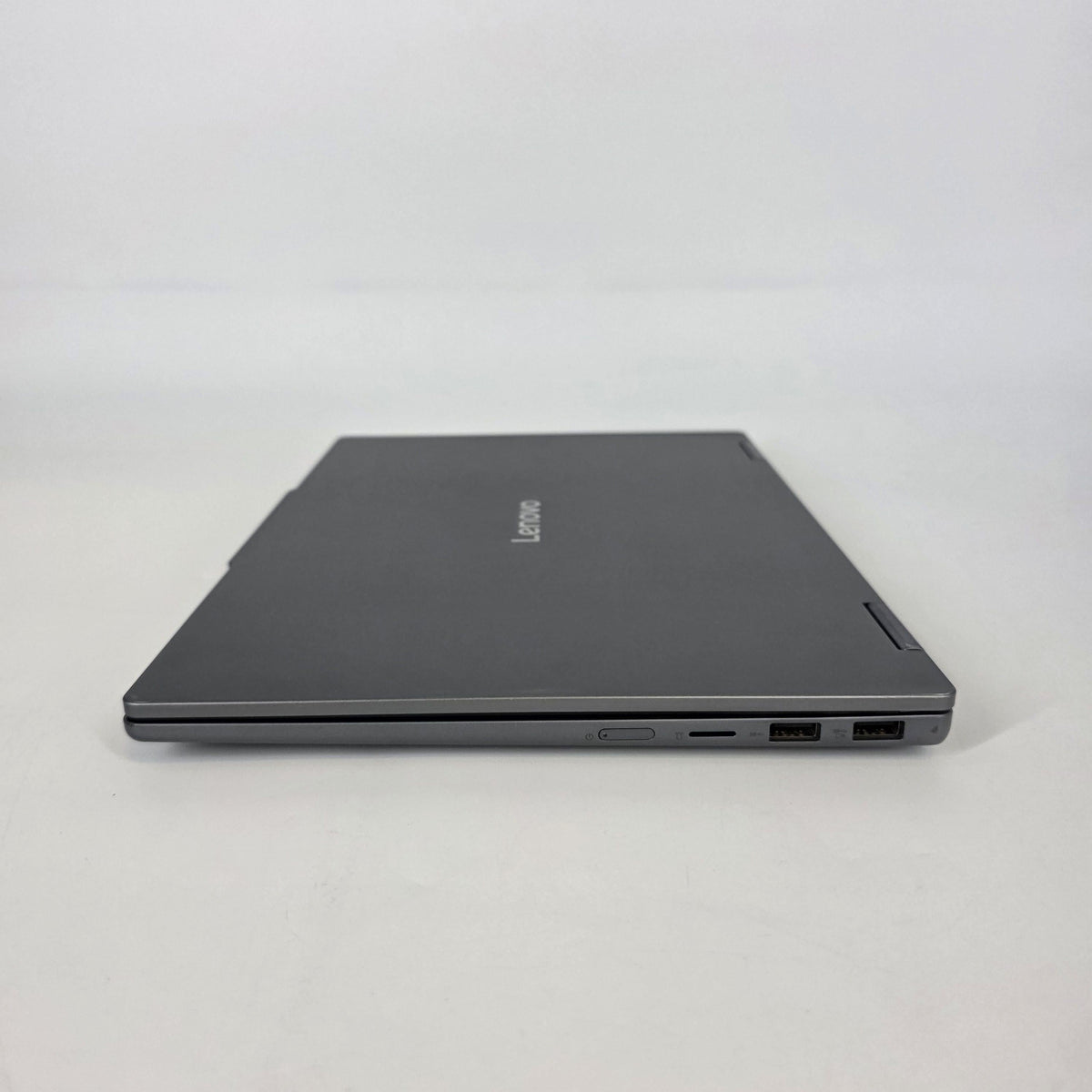 Lenovo IdeaPad Slim 5x 14 Cloud Grey 3.2 GHz Qualcomm Snapdragon X Plus 16GB RAM 1TB Solid State Drive
