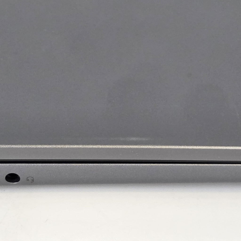 Lenovo IdeaPad Slim 5x 14 Cloud Grey 3.2 GHz Qualcomm Snapdragon X Plus 16GB RAM 1TB Solid State Drive