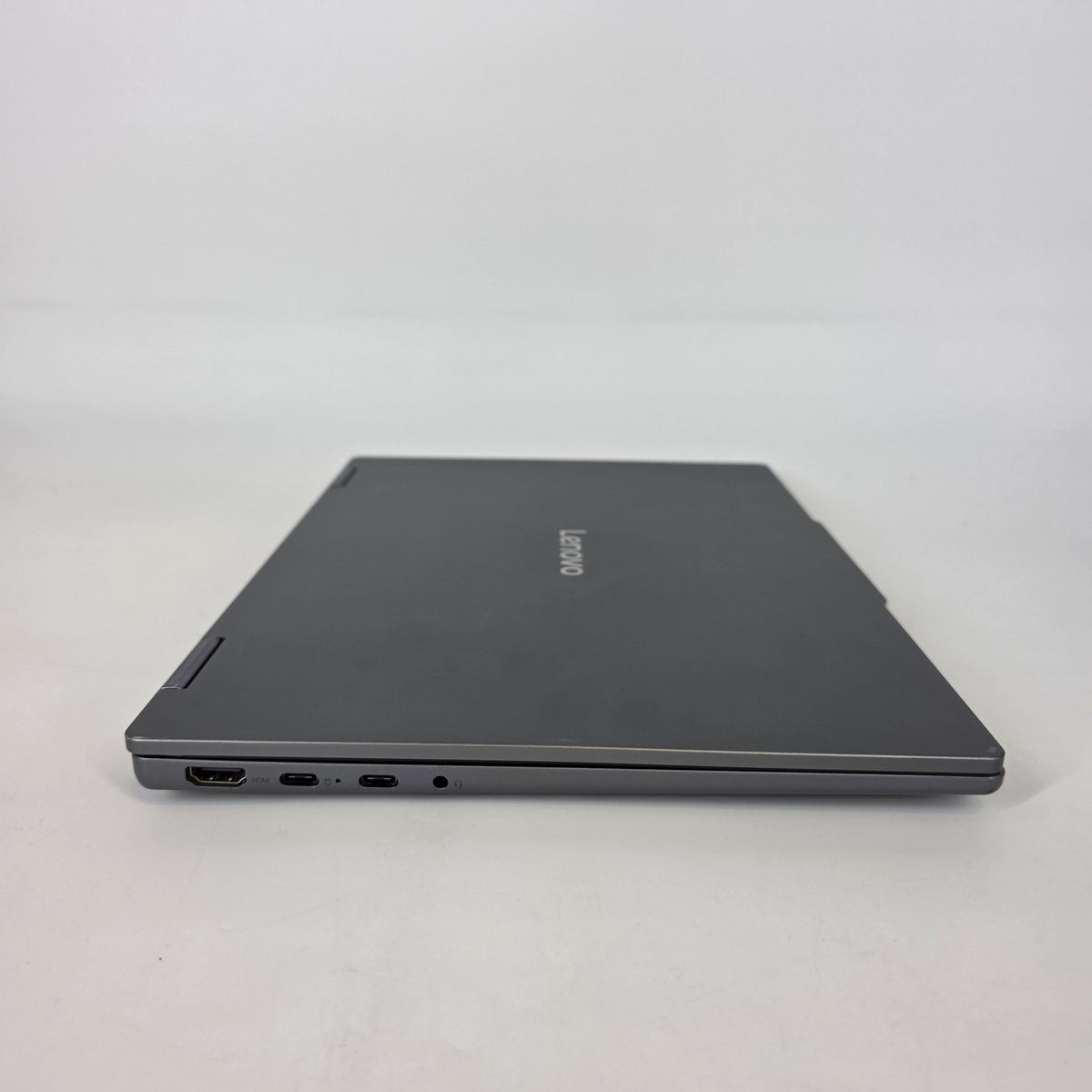 Lenovo IdeaPad Slim 5x 14 Cloud Grey 3.2 GHz Qualcomm Snapdragon X Plus 16GB RAM 1TB Solid State Drive