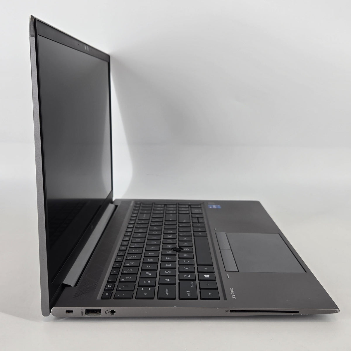 HP ZBook Firefly 15 G8 Gray 2.8 GHz Intel Core i7 11th Gen. 16GB RAM 512GB Solid State Drive