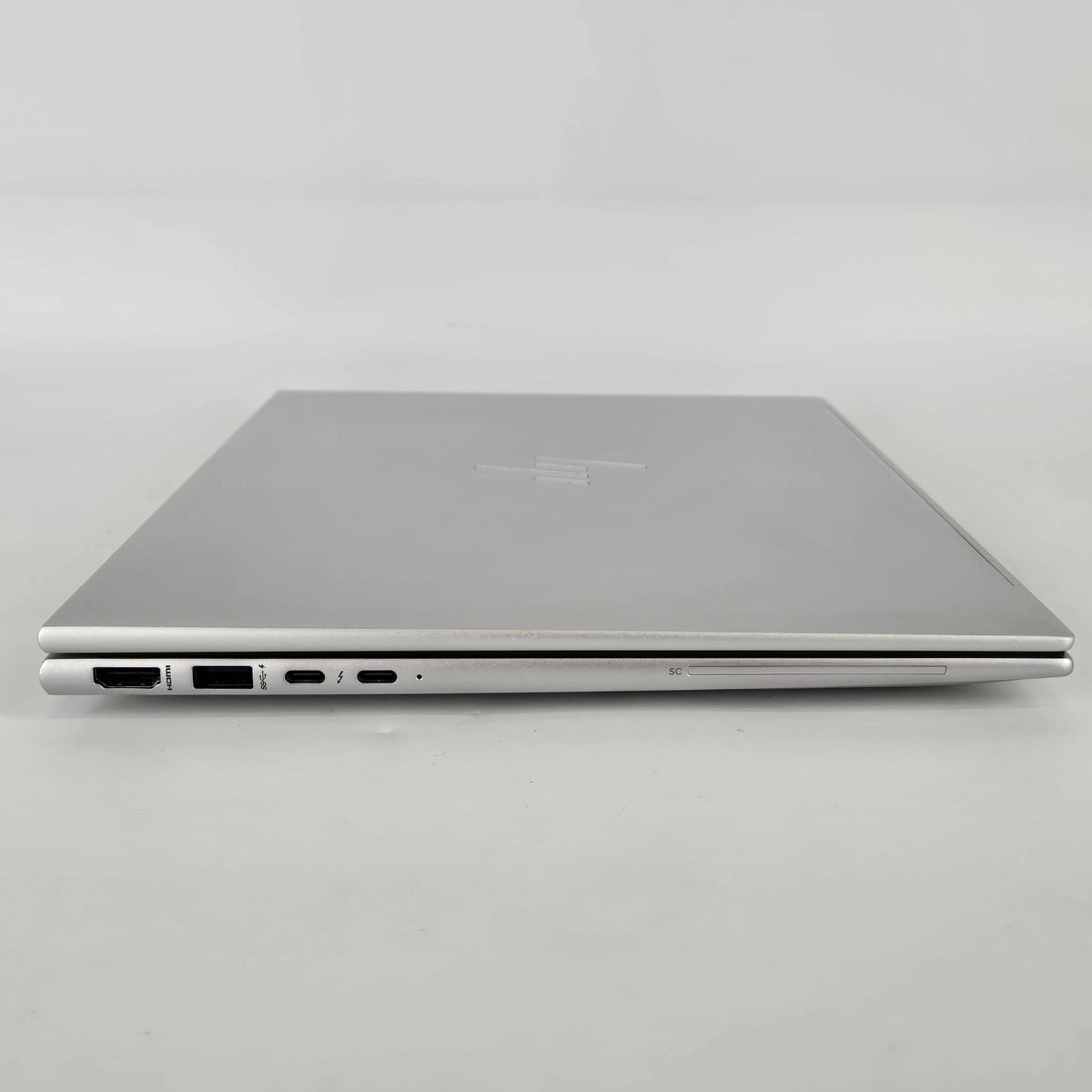 HP Elitebook 840 G9 14 Silver 1.7 GHz Intel Core i5 12th Gen. 16GB RAM 256GB Solid State Drive