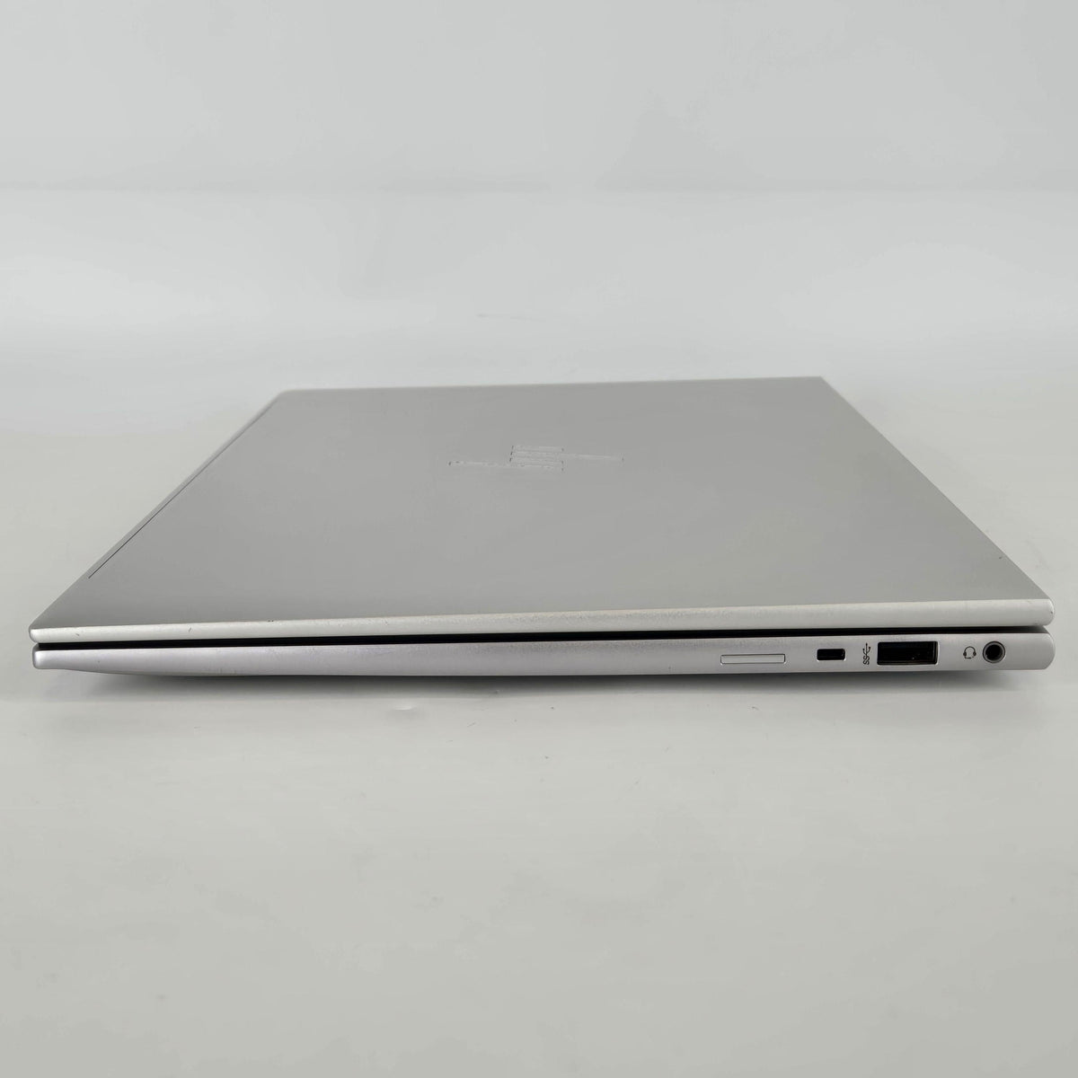 HP Elitebook 840 G9 14 Silver 1.7 GHz Intel Core i5 12th Gen. 16GB RAM 256GB Solid State Drive