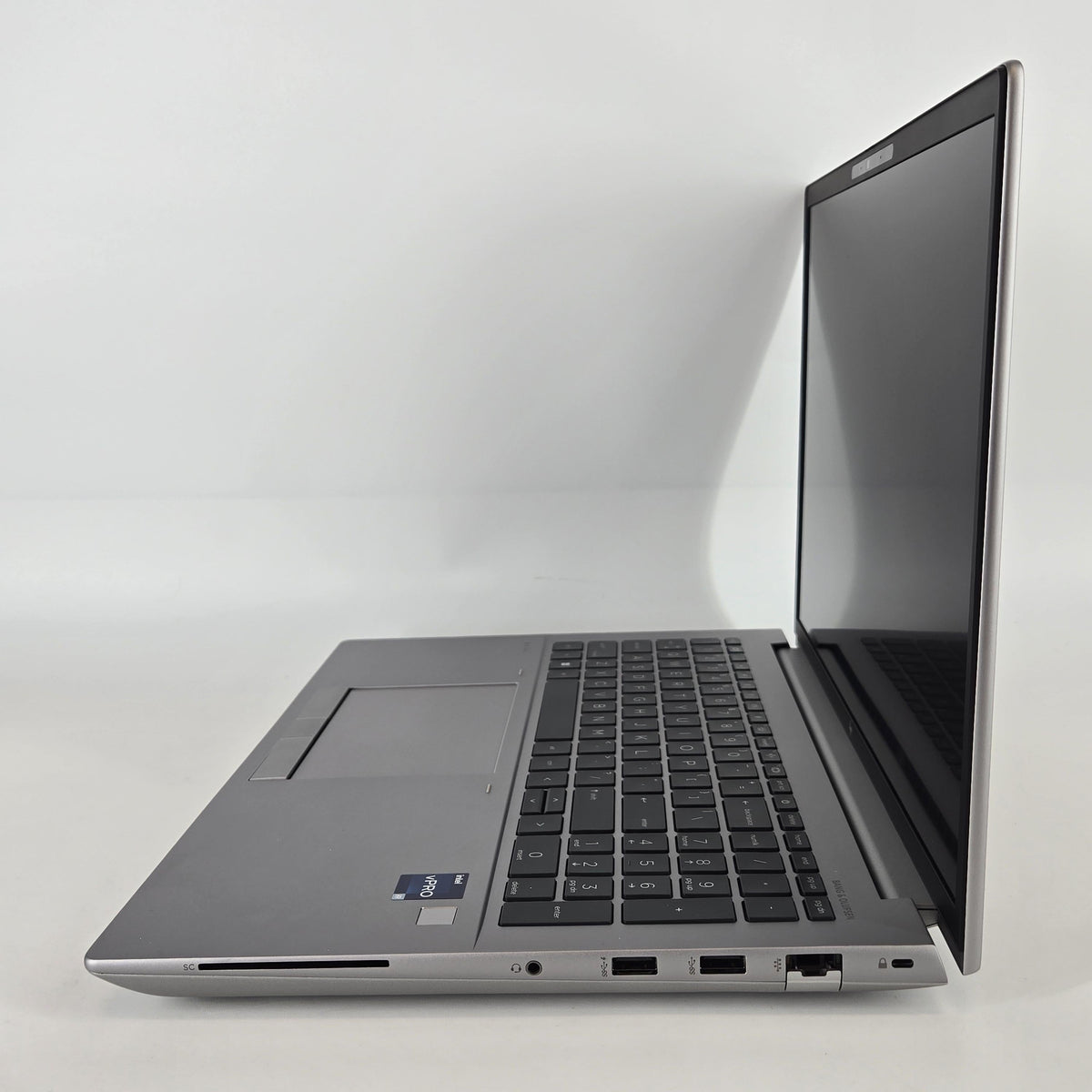 HP ZBook Fury 16 G10 Gray 2.2 GHz Intel Core i9 13th Gen. 64GB RAM 1TB Solid State Drive NVIDIA RTX 4000 Ada 12 GB