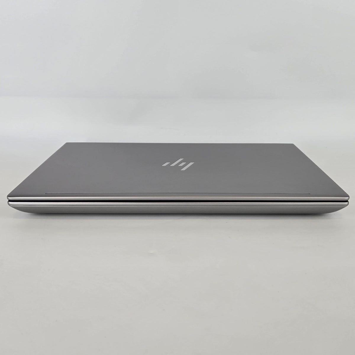 HP ZBook Fury 16 G10 Gray 2.2 GHz Intel Core i9 13th Gen. 64GB RAM 1TB Solid State Drive NVIDIA RTX 4000 Ada 12 GB