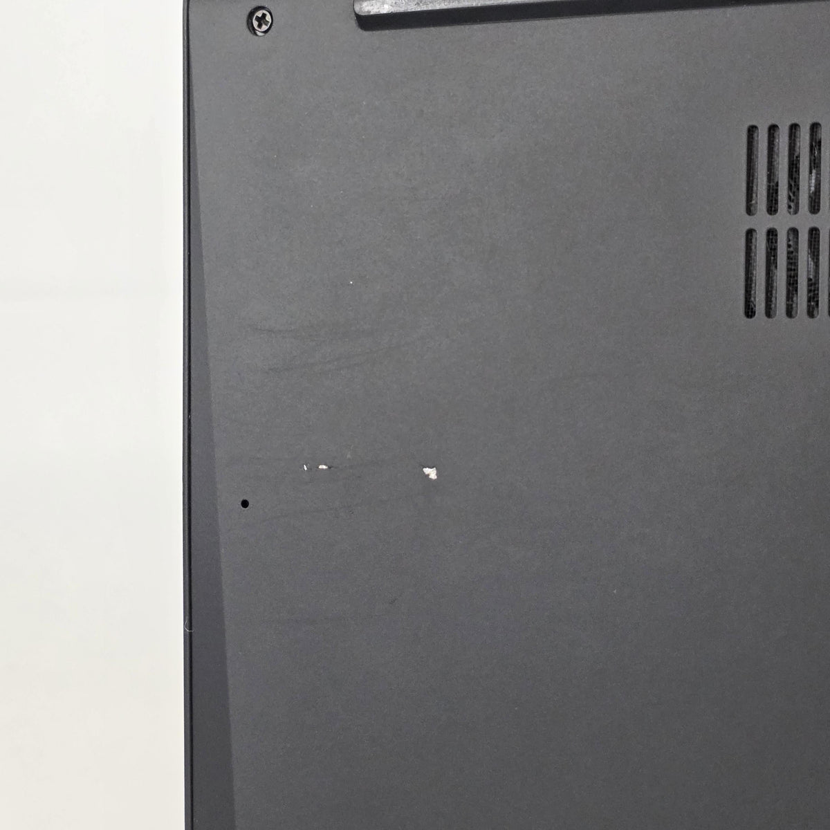 Lenovo ThinkPad X1 Carbon Gen 9 14 Black 2.6 GHz Intel Core i5 11th Gen. 16GB RAM 512GB Solid State Drive