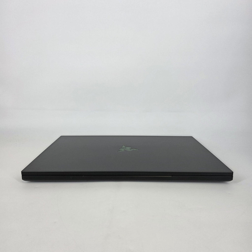 Razer Blade 18 2023 Black 2.2 GHz Intel Core i9 13th Gen. 32GB RAM 1TB Solid State Drive 1TB Solid State Drive NVIDIA GeForce RTX 4090 16 GB