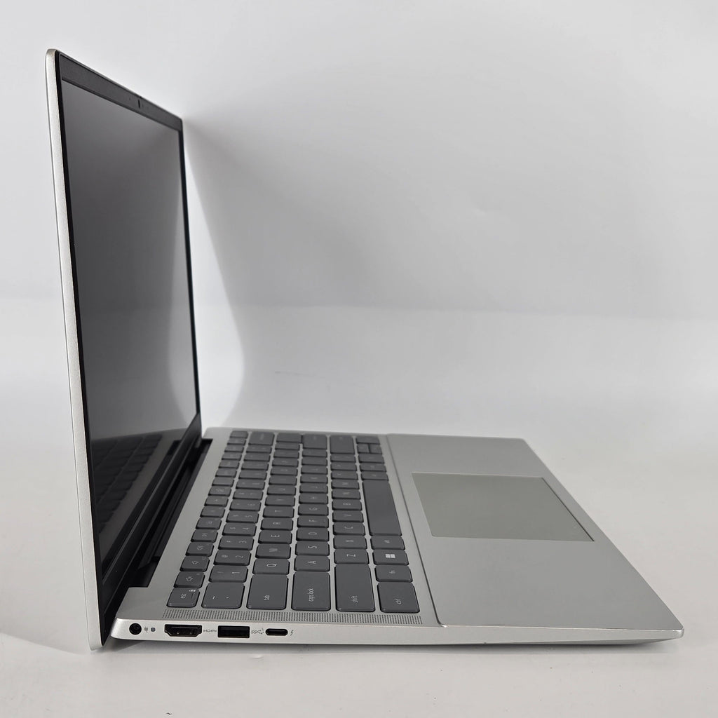 Dell Inspiron 5430 14 Silver 2.2 GHz Intel Core i7 13th Gen. 16GB RAM 1TB Solid State Drive