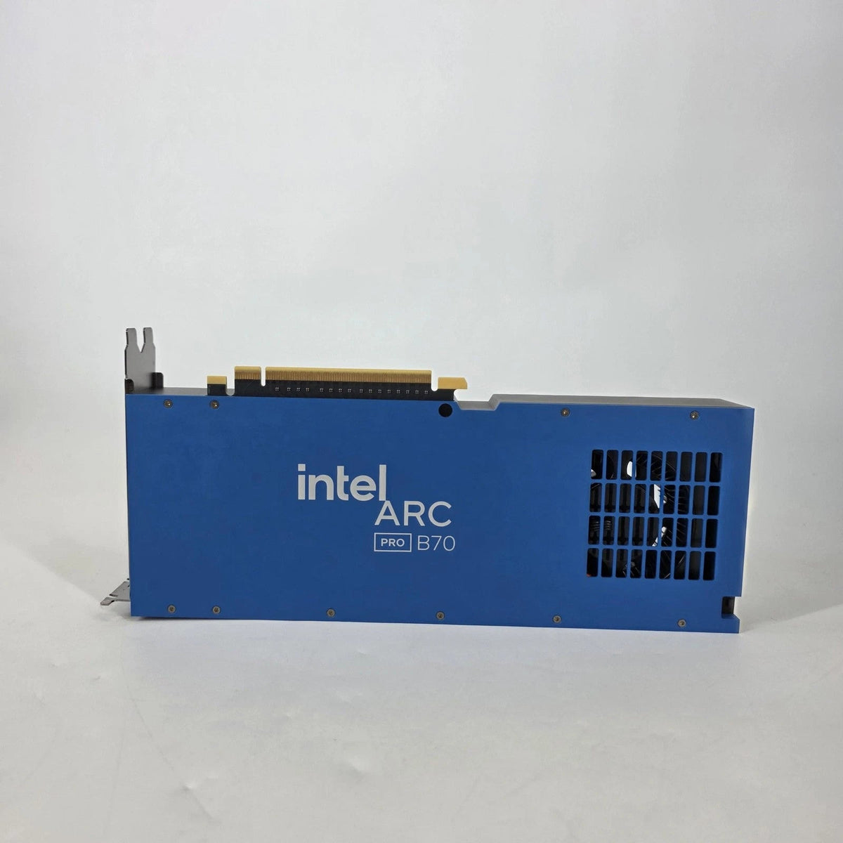 Intel Arc Pro B70 32GB RAM