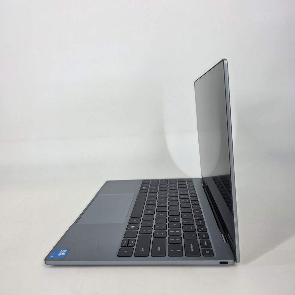 Dell XPS 13 DX13260 Blue 1.5 GHz Intel Core 5 Series 3 8GB RAM 512GB Solid State Drive