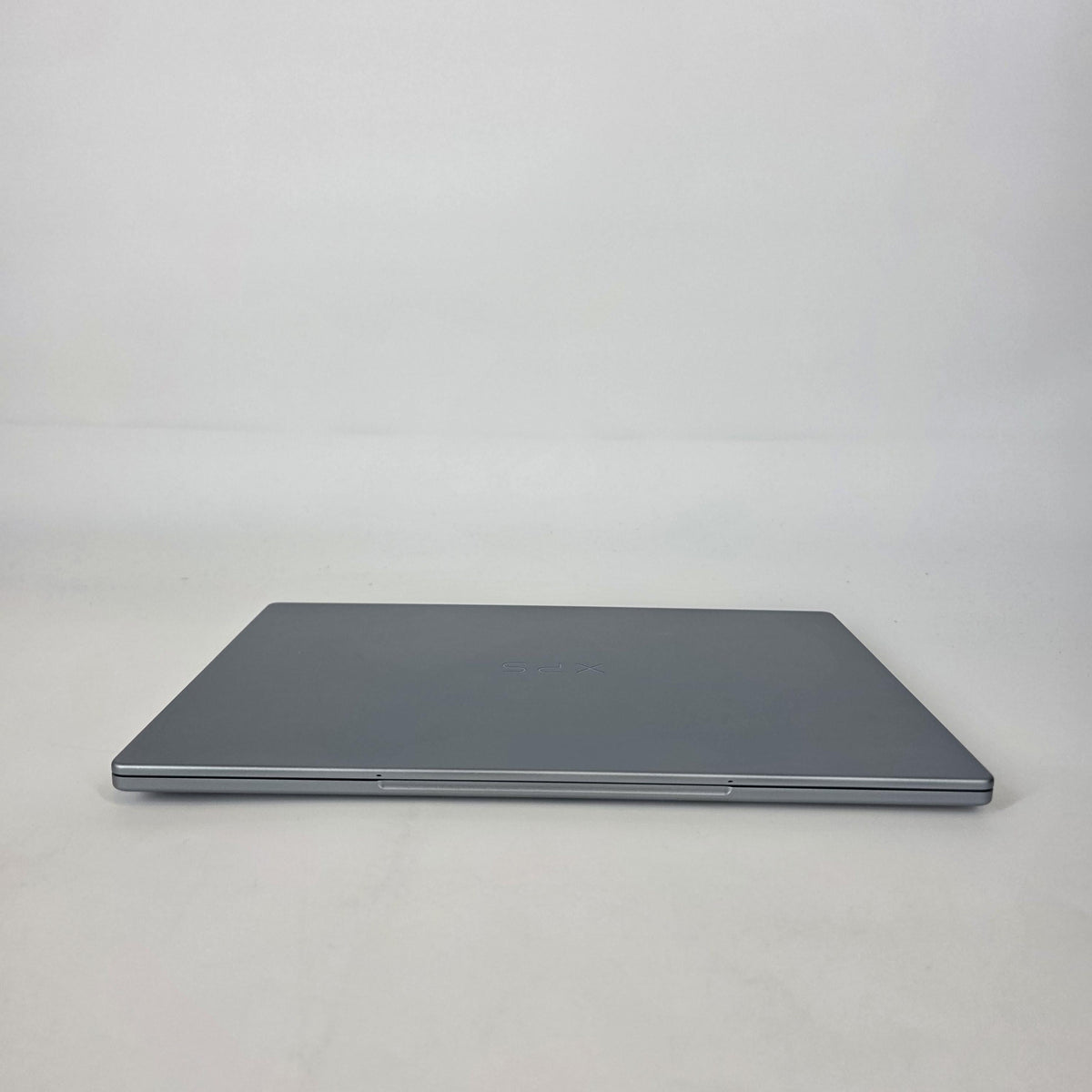 Dell XPS 13 DX13260 Blue 1.5 GHz Intel Core 5 Series 3 8GB RAM 512GB Solid State Drive