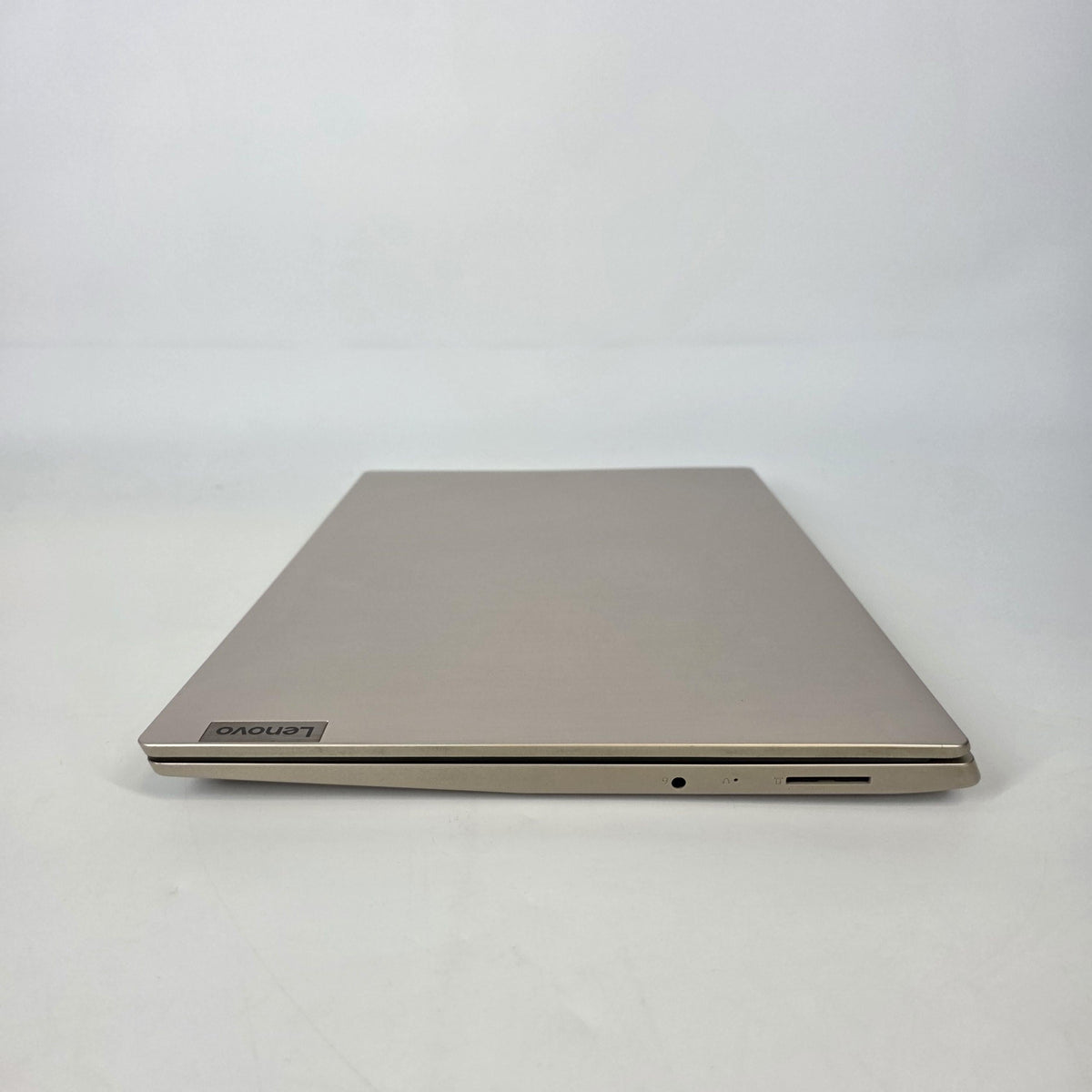 Lenovo IdeaPad 3i 15.6 Gold 3.0 GHz Intel Core i3 11th Gen. 8GB RAM 256GB Solid State Drive