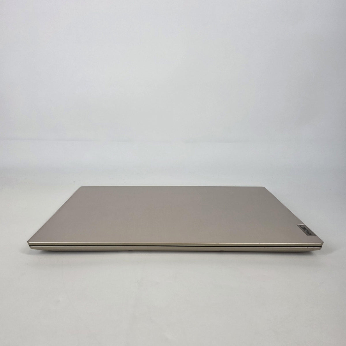 Lenovo IdeaPad 3i 15.6 Gold 3.0 GHz Intel Core i3 11th Gen. 8GB RAM 256GB Solid State Drive