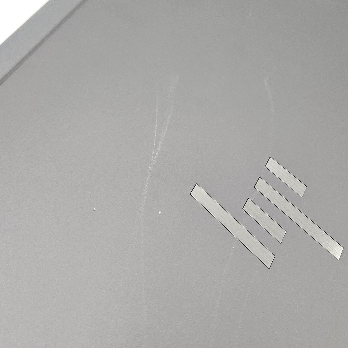 HP ZBook 14u G6 Gray 1.9 GHz Intel Core i7 8th Gen. 16GB RAM 512GB Solid State Drive AMD Radeon Pro WX3200 4 GB