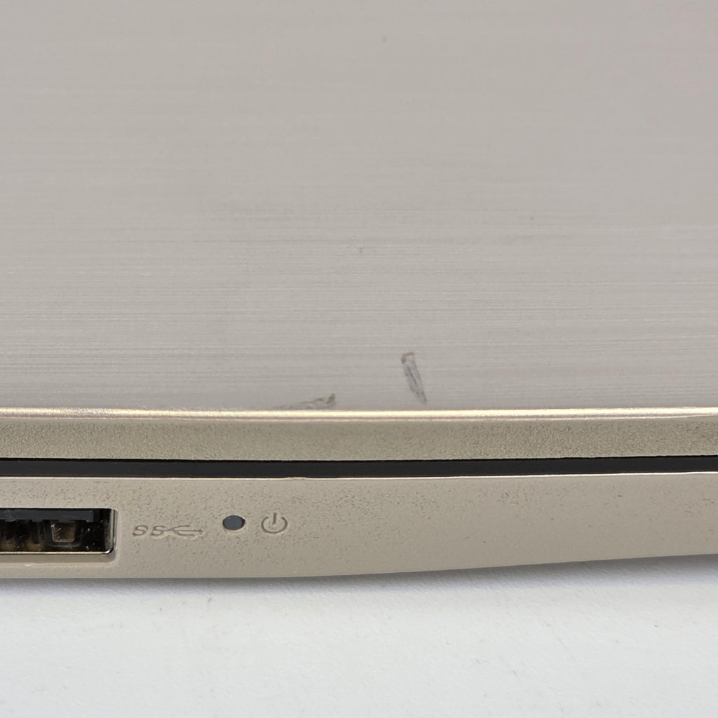 Lenovo IdeaPad 3i 15.6 Gold 3.0 GHz Intel Core i3 11th Gen. 8GB RAM 256GB Solid State Drive