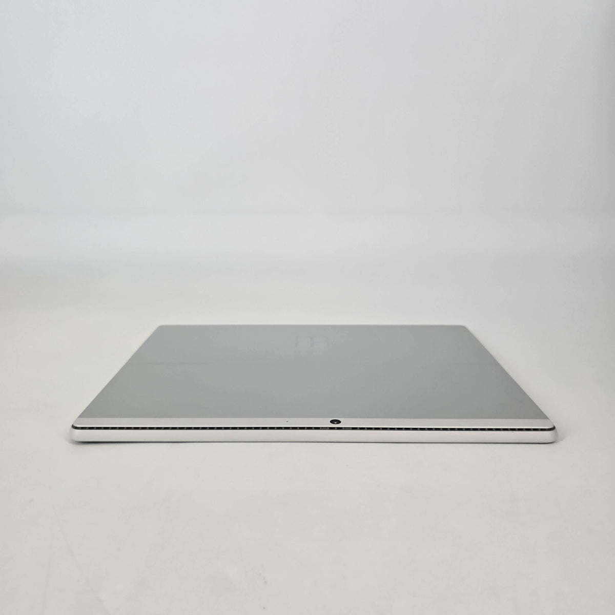 Surface Pro 8 13 Silver Unlocked 2.6 GHz Intel Core i5 11th Gen. 8GB RAM 128GB Solid State Drive
