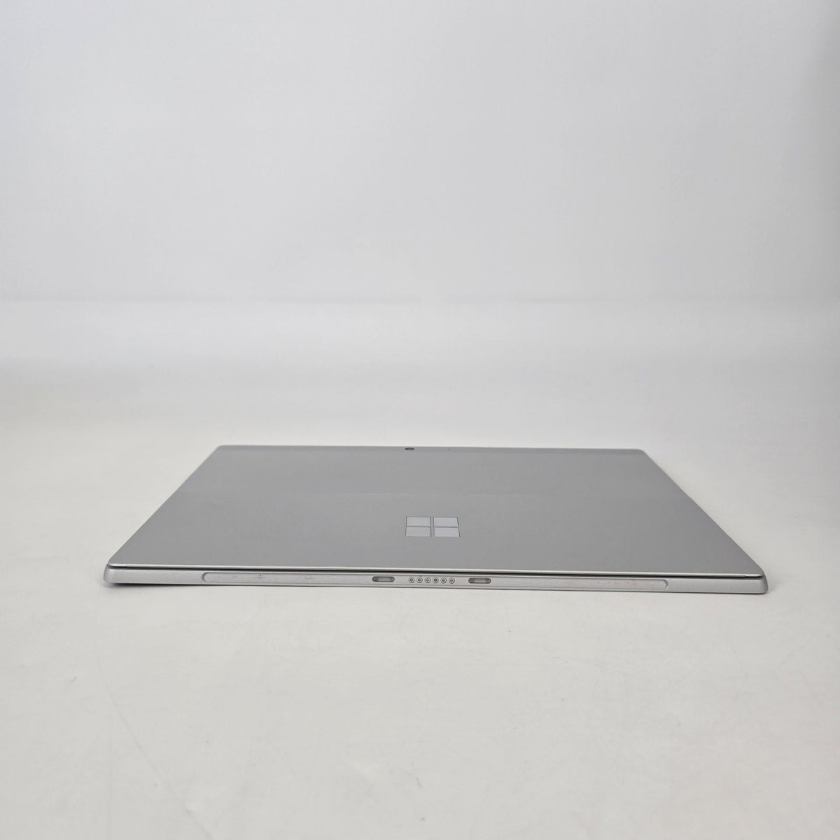 Surface Pro 7 Plus 12.3 Silver Unlocked 2.4 GHz Intel Core i5 11th Gen. 16GB RAM 256GB Solid State Drive