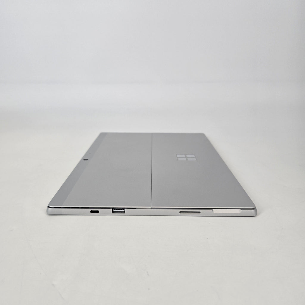 Surface Pro 7 Plus 12.3 Silver Unlocked 2.4 GHz Intel Core i5 11th Gen. 16GB RAM 256GB Solid State Drive