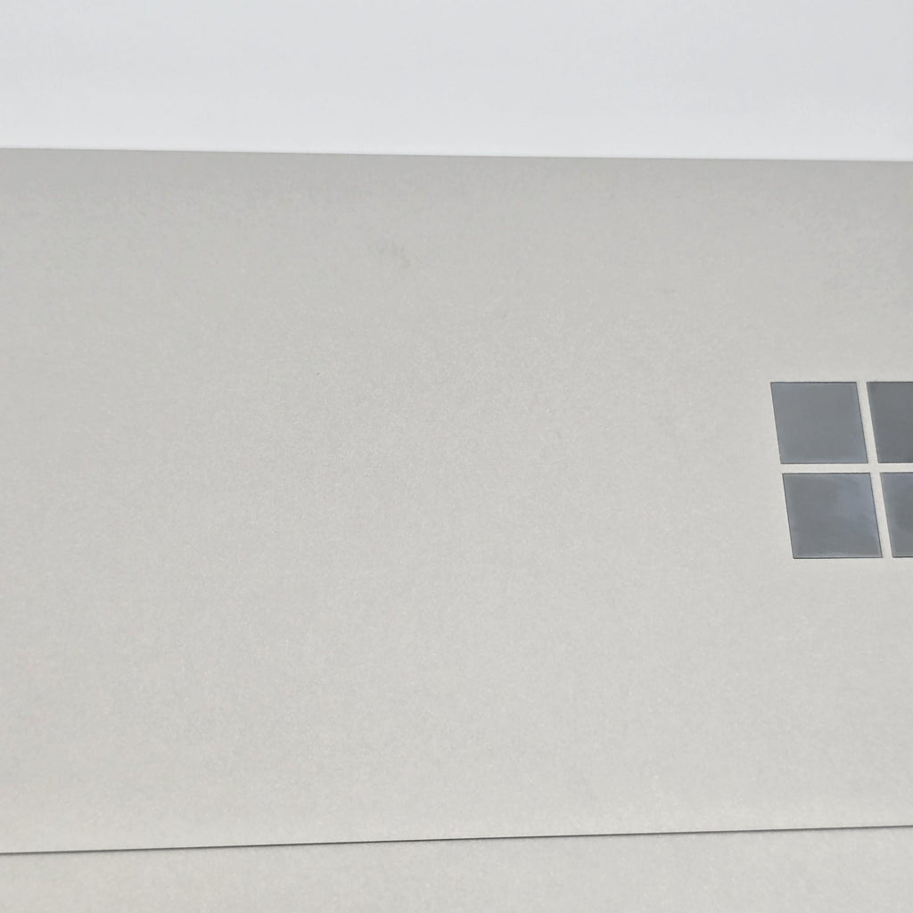 Surface Pro 7 Plus 12.3 Silver Unlocked 2.4 GHz Intel Core i5 11th Gen. 16GB RAM 256GB Solid State Drive