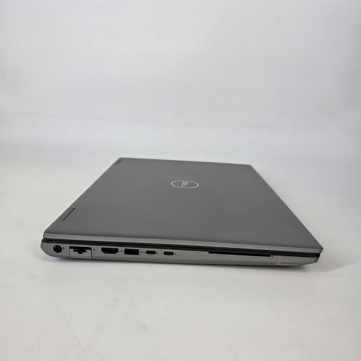 Dell Precision 7680 16 Gray 2.2 GHz Intel Core i9 13th Gen. 64GB RAM 1TB Solid State Drive NVIDIA RTX 4000 Ada 12 GB