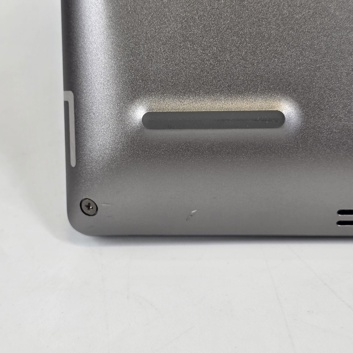 Dell Precision 7680 16 Gray 2.2 GHz Intel Core i9 13th Gen. 64GB RAM 1TB Solid State Drive NVIDIA RTX 4000 Ada 12 GB