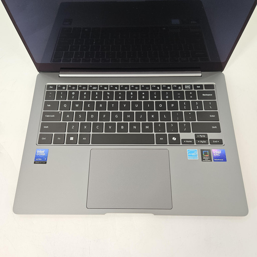 Galaxy Book5 Pro 14 Gray 2.2 GHz Intel Core Ultra 7 Series 2 32GB RAM 1TB Solid State Drive