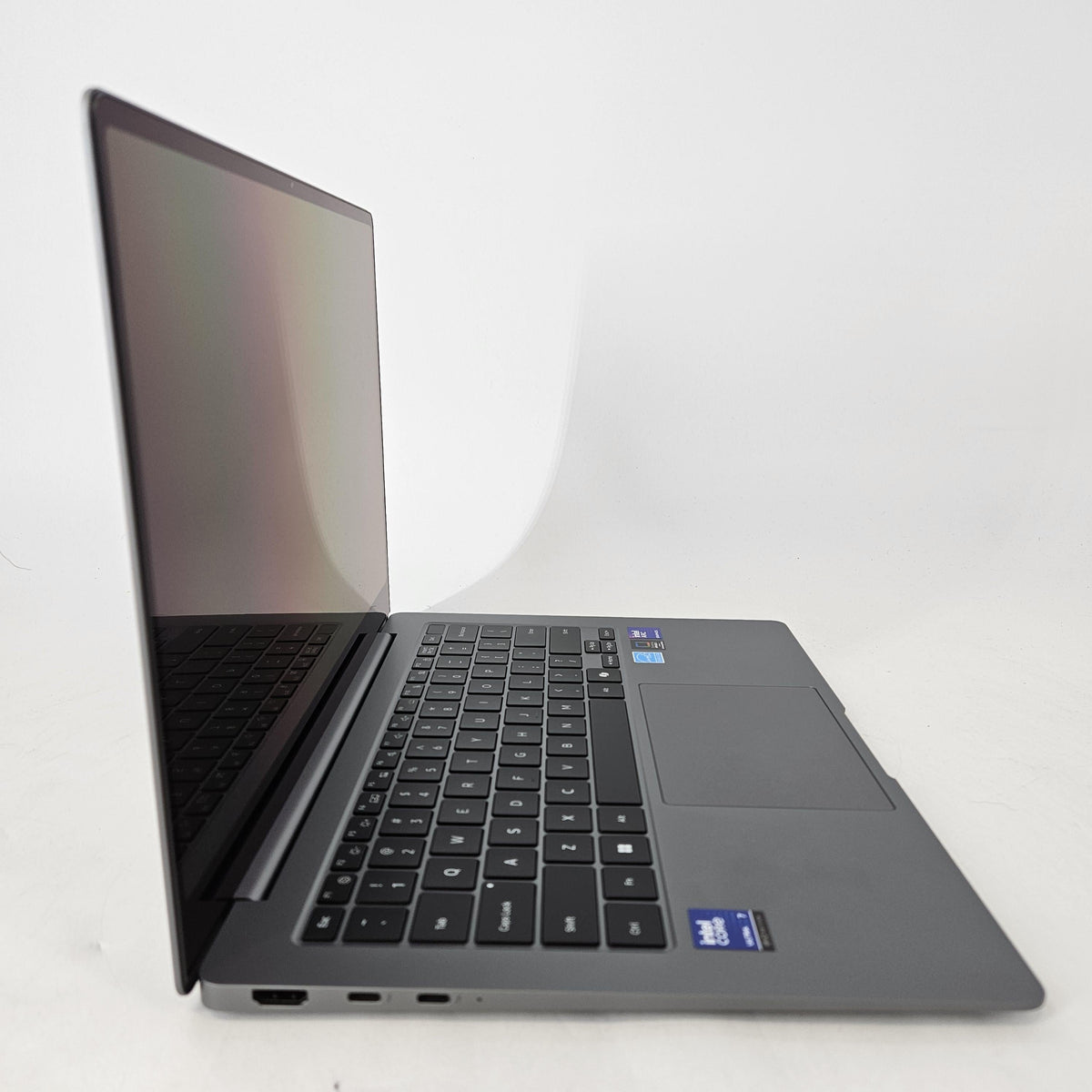 Galaxy Book5 Pro 14 Gray 2.2 GHz Intel Core Ultra 7 Series 2 32GB RAM 1TB Solid State Drive