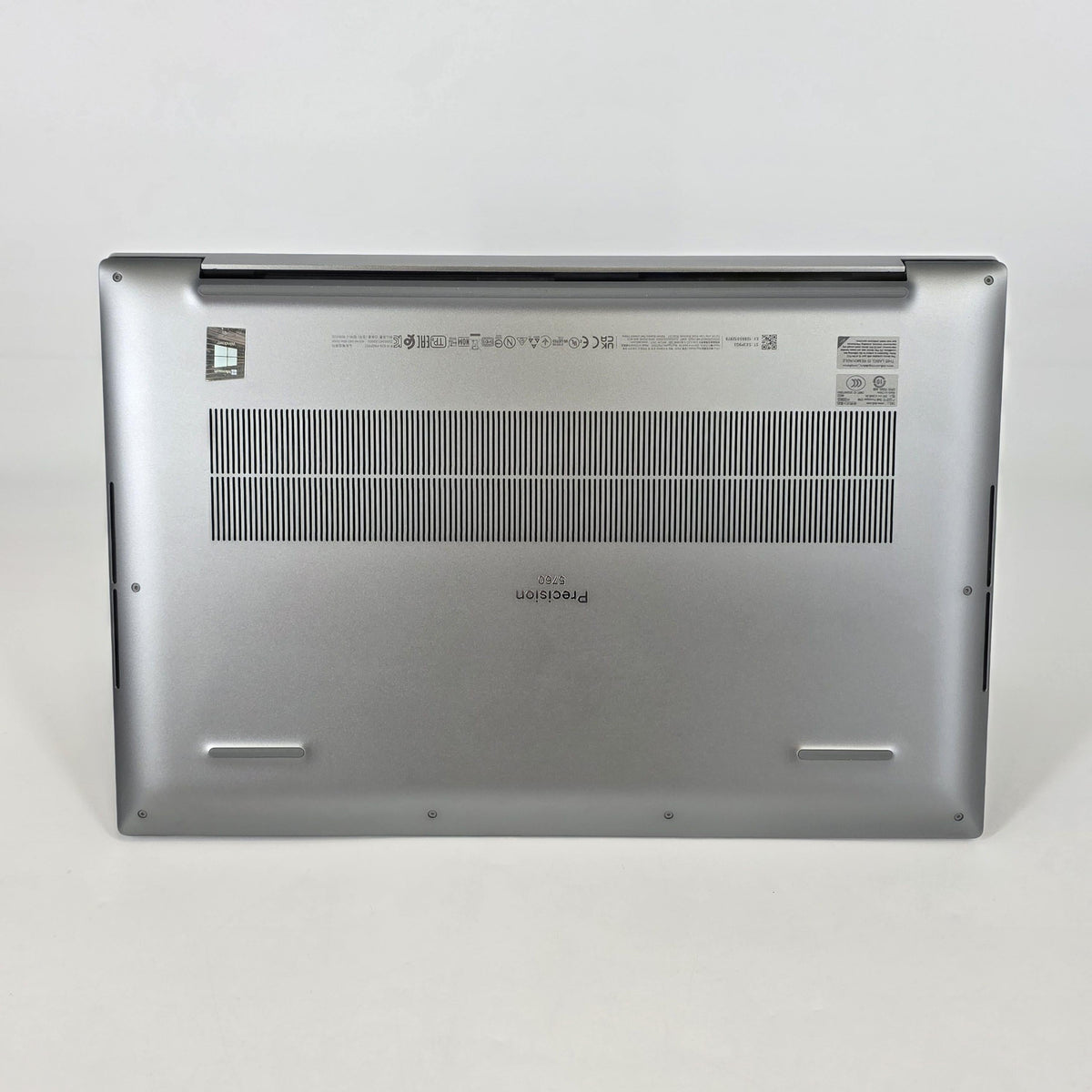 Dell Precision 5760 17 Gray 2.9 GHz Intel Core i5 11th Gen. 32GB RAM 512GB Solid State Drive NVIDIA RTX A2000 4 GB