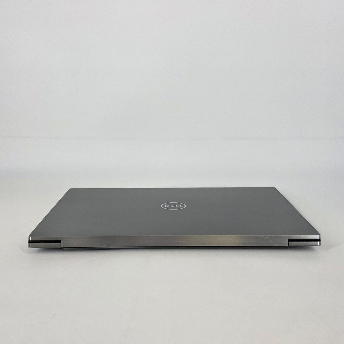 Dell Precision 5760 17 Gray 2.9 GHz Intel Core i5 11th Gen. 32GB RAM 512GB Solid State Drive NVIDIA RTX A2000 4 GB