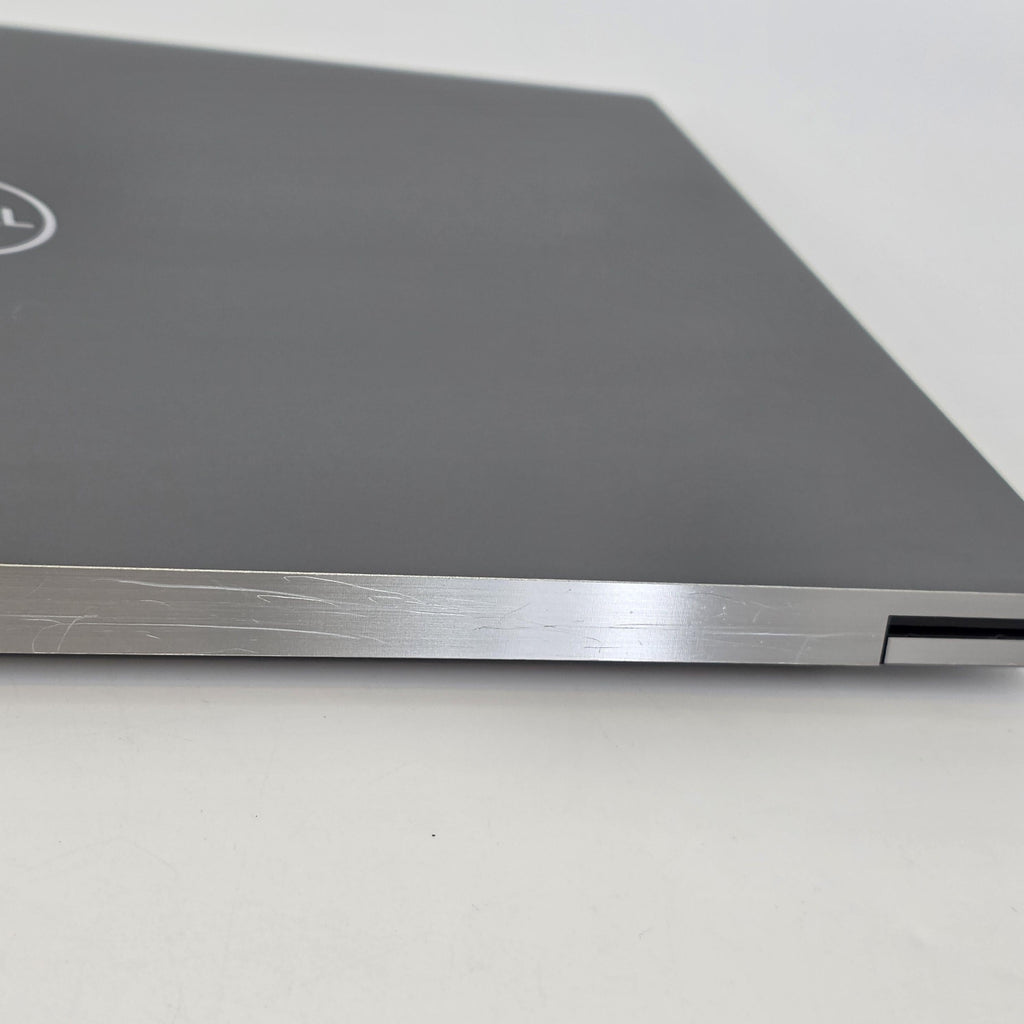 Dell Precision 5760 17 Gray 2.9 GHz Intel Core i5 11th Gen. 32GB RAM 512GB Solid State Drive NVIDIA RTX A2000 4 GB