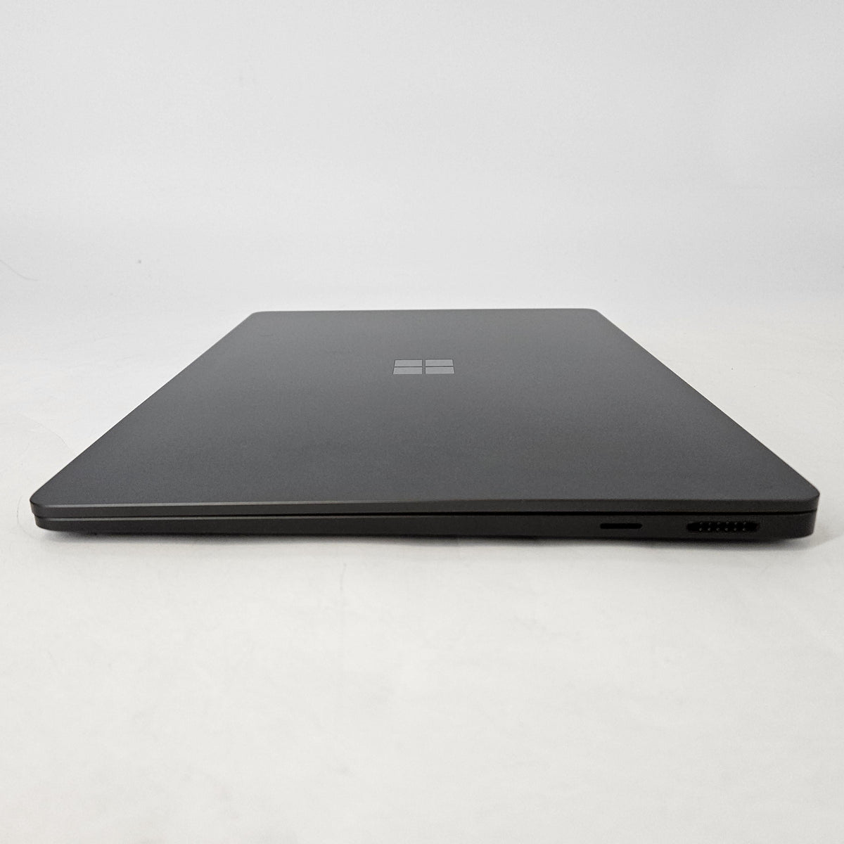 Microsoft Surface Laptop 7 15 Black WiFi 2.2 GHz Intel Core Ultra 7 Series 2 32GB RAM 1TB Solid State Drive